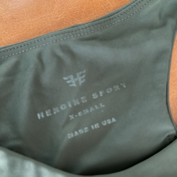 Pure Barre Heroine Sport Branded Set - Picture 2 of 5